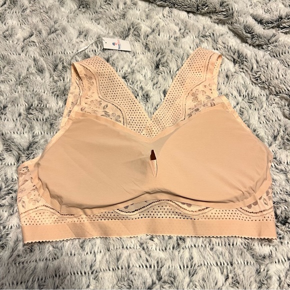 Breezy Bloom wireless bralette - Picture 3 of 4